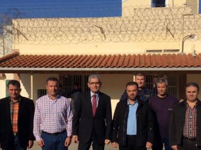 Άγγελος Τσιγκρής: «Οι φυλακές μιας κοινω...