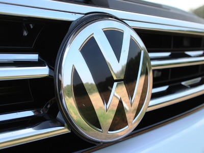 Volkswagen: Δεν θα χτίσουμε εργοστάσιο σ...
