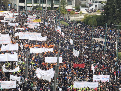 Τέμπη: Ο λαός γράφει ιστορία και ζητά &q...