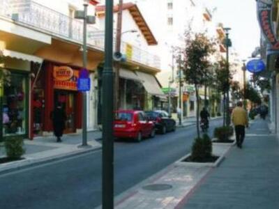 Αιγιάλεια: Κλειστά αύριο τα καταστήματα ...