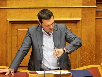 Τα δύο σενάρια που επεξεργάζεται το Μαξί...