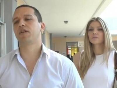 Το μήνυμα του Κασιδιάρη και η ξανθιά καλ...