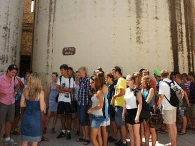 Έφηβοι Γερμανοί στην Achaia Clauss – Δείτε φωτό