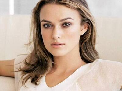 Keira Knightley: "Δείχνω το στήθος ...