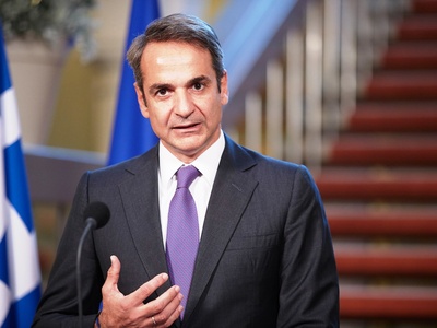 Με σύνθημα «ανάπτυξη για όλους» ανεβαίνε...