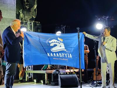 Καθηλωτικός ο Μάριος Φραγκούλης, μάγεψε ...