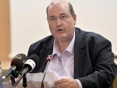 Πλαστό λογαριασμό του στο twitter καταγγ...