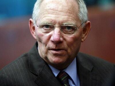 Σόιμπλε: «Έχω εμπιστοσύνη στον Γιώργο Παπανδρέου»