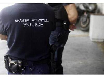 Αστυνομικός της Διεύθυνσης Αλλοδαπών σε ...