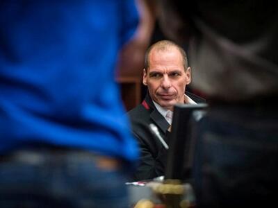 Μυστικοί πράκτορες του Βαρουφάκη κατά τη...