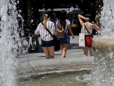 Θα "ψηθούμε" μέχρι το Σάββατο ...