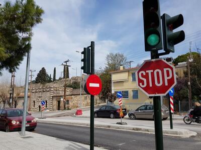 Πάτρα: Μπήκαν φανάρια τη συμβολή της Μπο...
