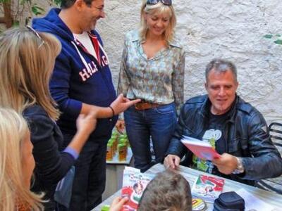 Ο ηθοποιός Πασχάλης Τσαρούχας παρουσίασε...