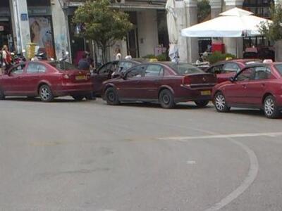 Πάτρα: Νεαρές πληρώνουν μέχρι και το ταξ...