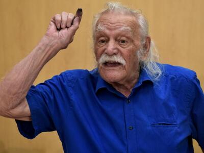 Γλέζος: "Τόσκα, κι αν πεθάνω θα σα...