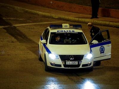 Επιθέσεις με μολότοφ εναντίον αστυνομικώ...