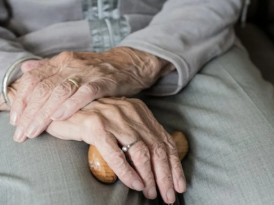 Αγρίνιο: 81χρονος άνδρας κρατείται φρουρ...