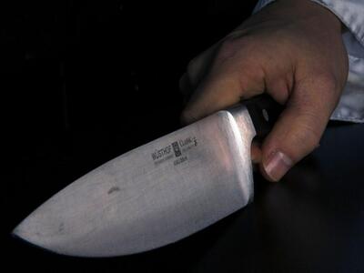 Τσακώθηκε με τη γυναίκα του και τη μαχαί...