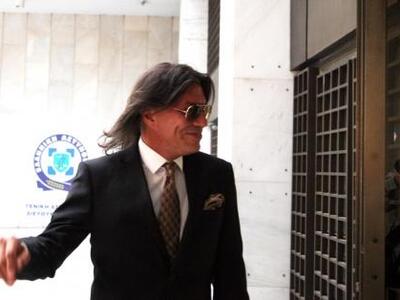 Ενα βήμα πριν από την τύφλωση ο Ψινάκης:...