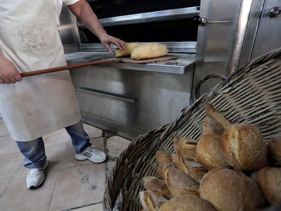 Έρχεται το «καλάθι νοικοκυριού» σε φούρν...