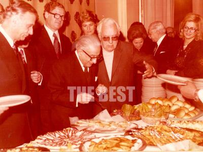 Σερβίροντας τον Κωνσταντίνο Τσάτσο (αρχε...