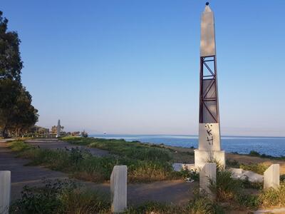 "Τα έβαλαν" με τα μάρμαρα του ...