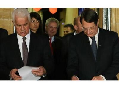 Κυπριακό: Σε εξέλιξη η συνάντηση Αναστασ...