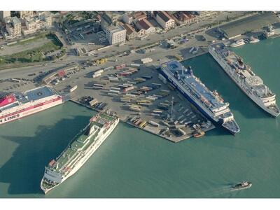 Άλλες τέσσερις συλλήψεις αλλοδαπών απόψε...