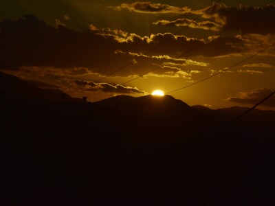 Η δύση του ηλίου είναι πάντα τόσο υπέροχη... 