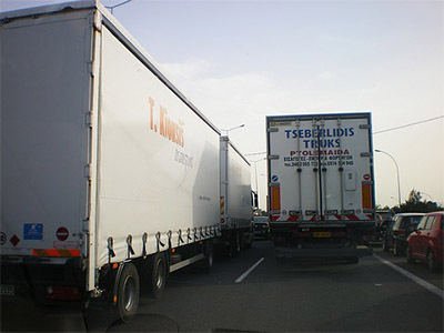 Απαγόρευση κυκλοφορίας φορτηγών τις ημέρ...