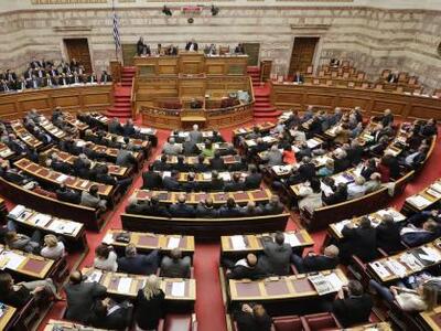 Φήμες στη Βουλή ότι πάμε για εκλογές στι...