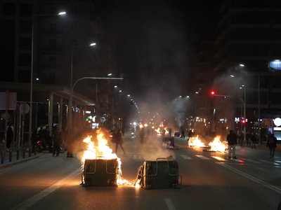 Επεισόδια στη Θεσσαλονίκη μετά το συλλαλ...