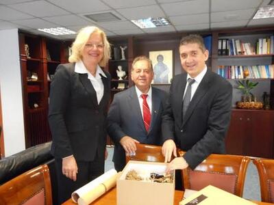 Πάτρα: Αχαϊκά προϊόντα από το ΚΕΛΛΑΡΙ 15...