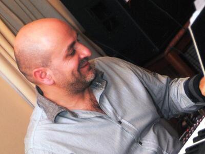 Το Johnny’s Live στο After Eight 