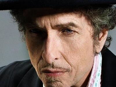 Ο Ντύλαν μία εβδομάδα μετά την βράβευση ...