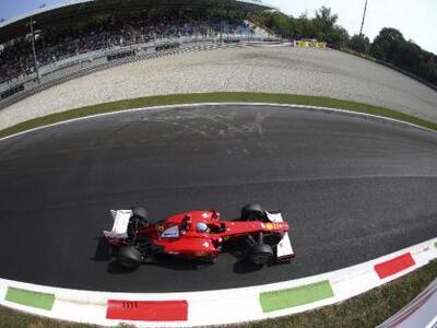 Πρώτος ο Χάμιλτον στη Μόντσα