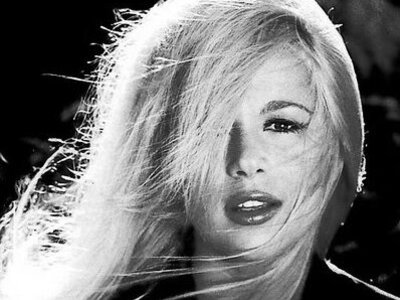 Έρχεται η δεύτερη Αλίκη Βουγιουκλάκη στη...