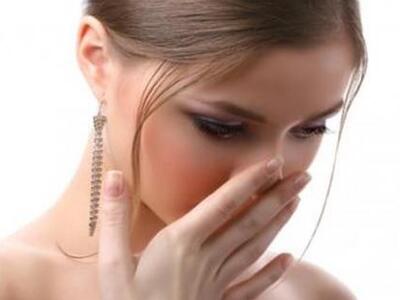 Γιατί μυρίζει το στόμα μας -Πέντε λόγοι ...