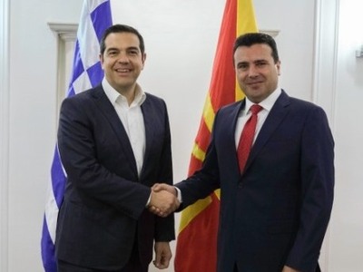 "Χτίζουμε γέφυρες και γκρεμίζουμε τ...