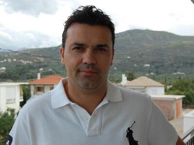 Ο πρόεδρος του  Δημοτικού Συμβουλίου Ακρ...