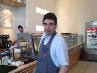 Ο άνθρωπος που έχει σερβίρει πέντε Προέδ...