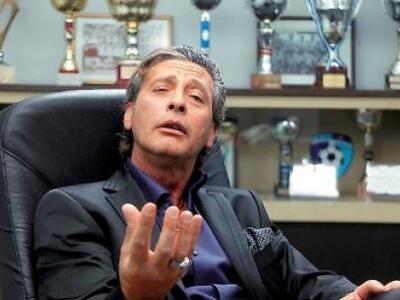 « Ακόµη και ο Πίου υπήρξε πλουσιότερος από µένα»