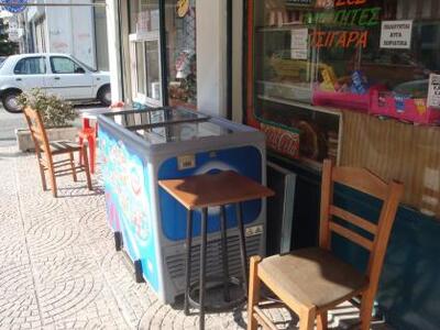 Ξάνθη: Έκλεψαν τα παγωτά και πήγαν στην εκκλησία