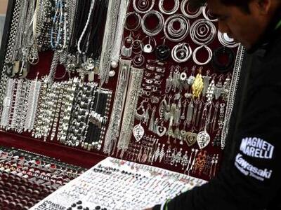 Πάτρα:Άδειες σε μκροπωλητές για το παζάρ...