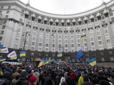 Πούτιν:«Οι διαδηλώσεις στην Ουκρανία θυμ...