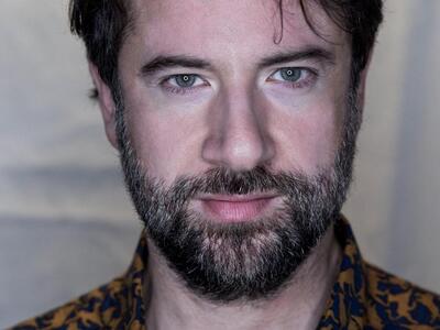 Ο Κωστής Μαραβέγιας έρχεται στην Πάτρα