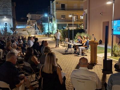 Με σημαντικούς σταθμούς από την Περιφέρε...