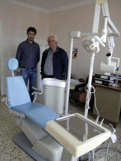 Από αριστερά, ο διευθυντής Άρης Γκατζόγι...