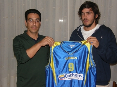 Παρουσίασε Κανελλόπουλο ο Κεραυνός