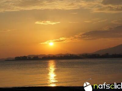 Χριστουγεννιάτικο ηλιοβασίλεμα από τη Ναύπακτο